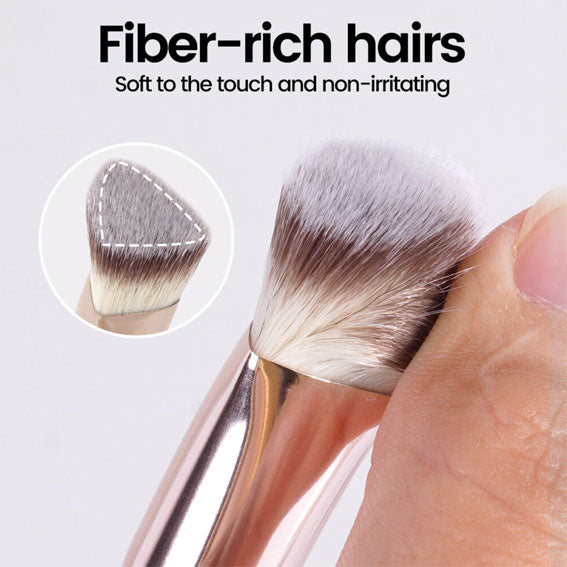 MAANGE Triangle Taper Concealer Brush