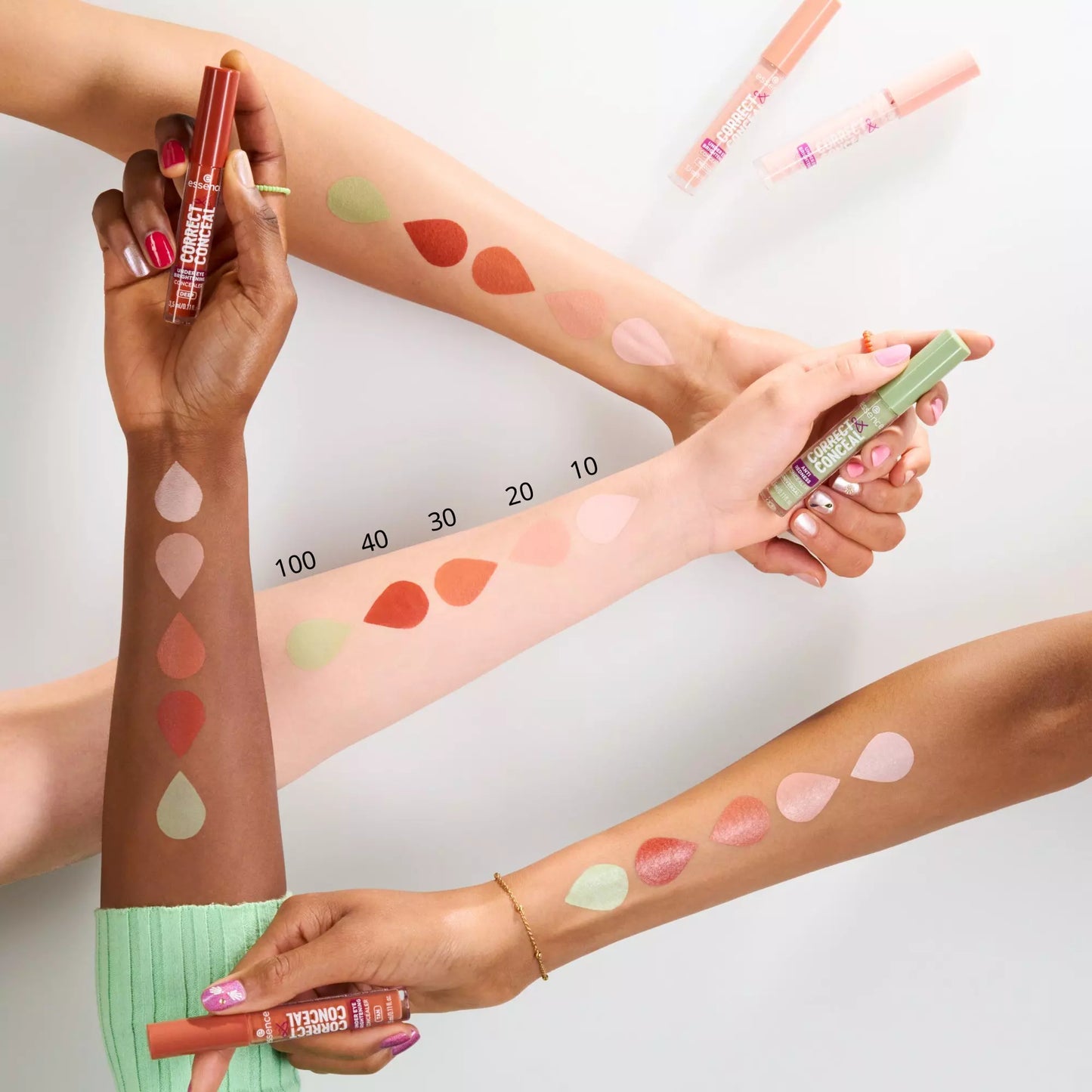 Essence CORRECT & CONCEAL under eye brightening concealer