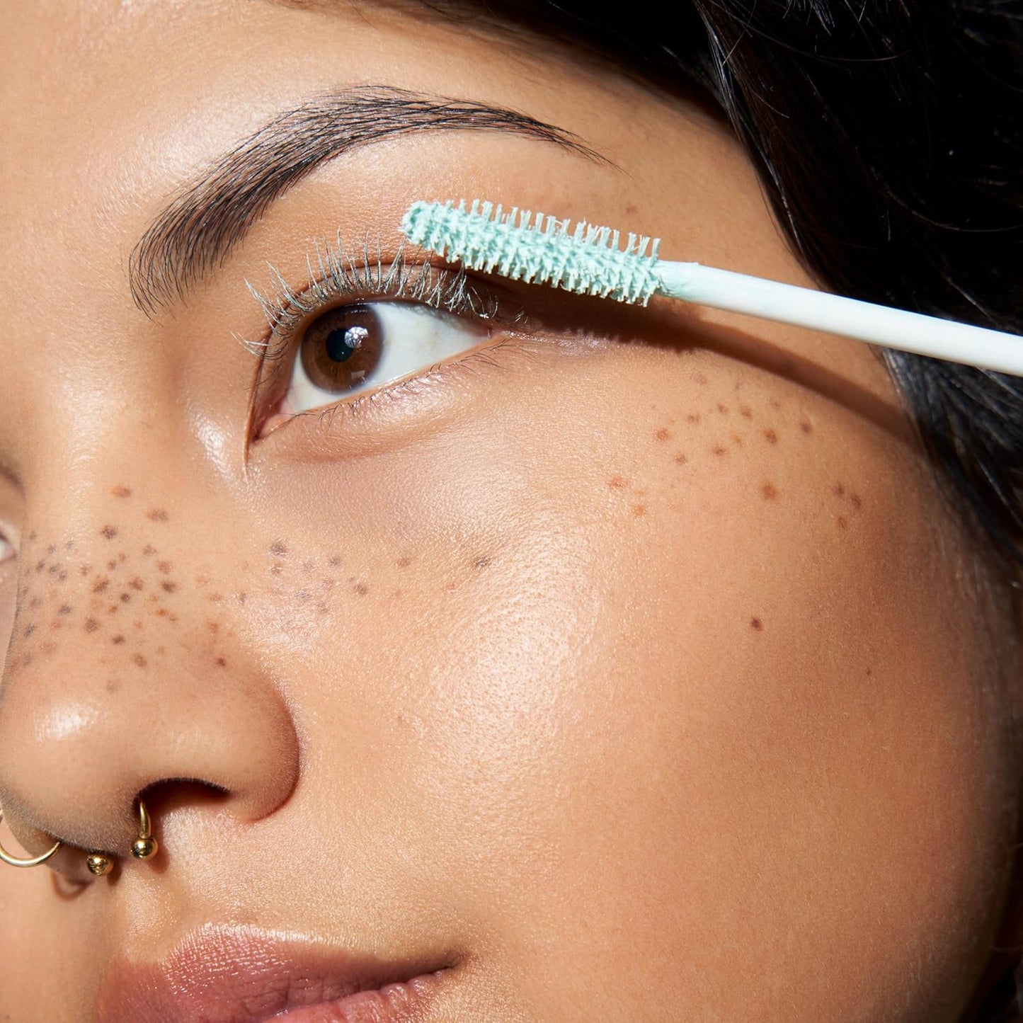 Essence Lash Princess Mascara Primer for Extra Length & Volume, Lash Boosting Conditioning Primer